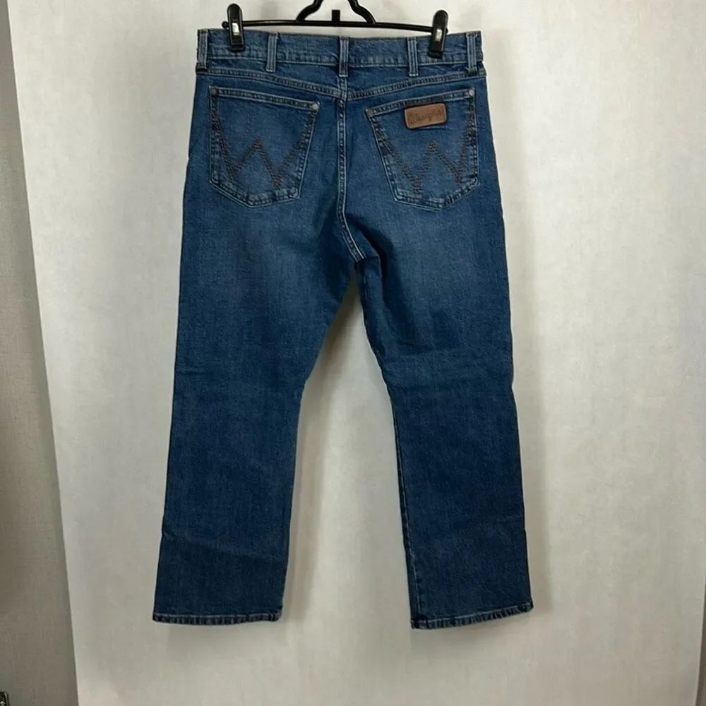 Wrangler Retro Relaxed Boot Cut Denim Jeans Mens 33x32